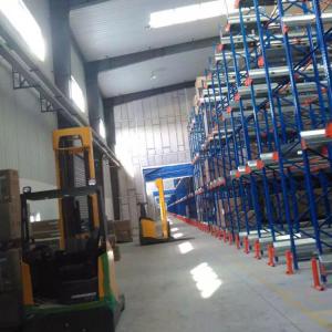  Heavy Duty Radio Shuttle Racking System Custom Size For Warehouse Storage Manufactures