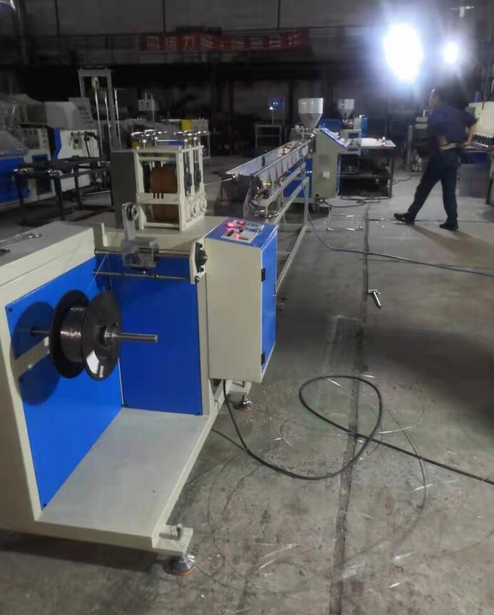 0.8mm-4.0mm Plastic Spiral Coil Forming Machine With 10-15kg/Hour
