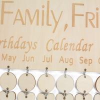 China ISO9001 Beige Color Wooden Hanging Birthday Calendar OEM for sale