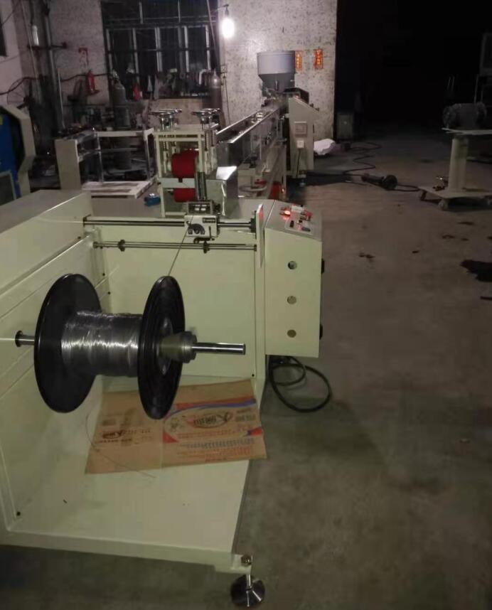 0.8mm-4.0mm Plastic Spiral Coil Forming Machine With 10-15kg/Hour