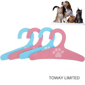 China Cute Wood Dog Clothes Hangers Pet Apparel Display Accessories on sale