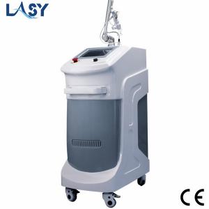 China 635nm Infrared Fractional CO2 Laser Machine Aesthetic Acne Scar Removal on sale