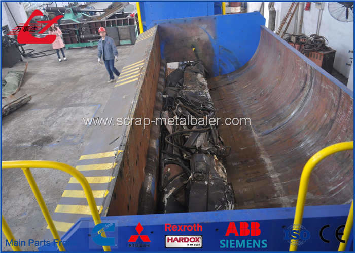 Heavy Duty Huge Horizontal Hydraulic Scrap Metal Recycling Machine For Steel Plant