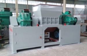 China Shred Wood Pallet Wood Crusher Machine 3-6T/H Capacity on sale