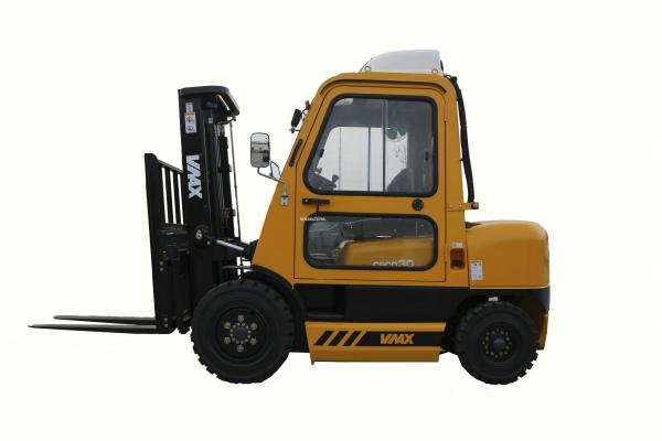 Quality 3t Hydraulic Pneumatic Tire Diesel Engine Forklift for sale