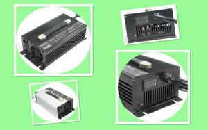  3.5 KG E - Golf Cart Portable Charger 42V 20A With LCD Charging State Display Manufactures