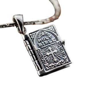 China Sterling 925 Silver Holy Bible Pendant Men Women Retro Necklace (003967W) on sale