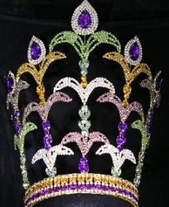 China BIg stones rhinestone crowns crystal wholesale pageant crowns PAYAPAL payment yiwu supplier manufactuer of crowns on sale