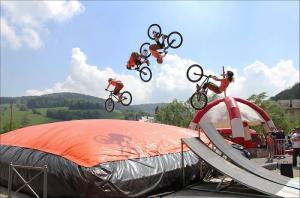 China Inflatable Air Bag For Bike on sale