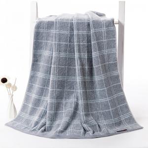 China Wholesale Fashion Finished Product Rolls Plaid 100% Cotton Bath Towel Fabric on sale
