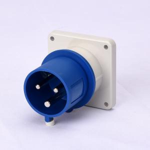  3 P 32A IP44 Protection Degree Industrial Plug Socket 230v With Long Life Manufactures